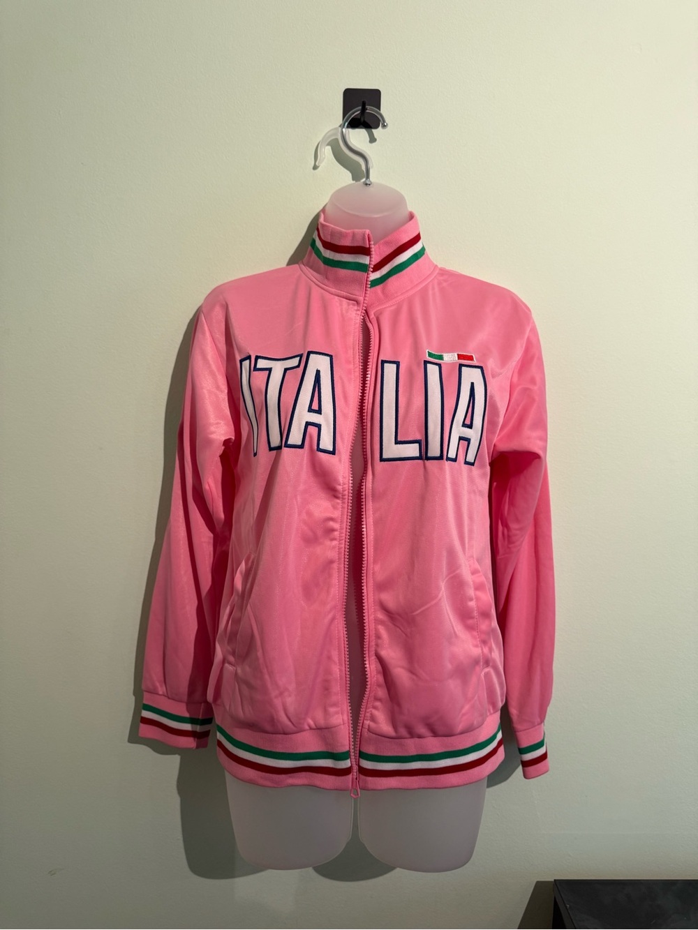 Italina Pink Jacket with Green White Red Crest